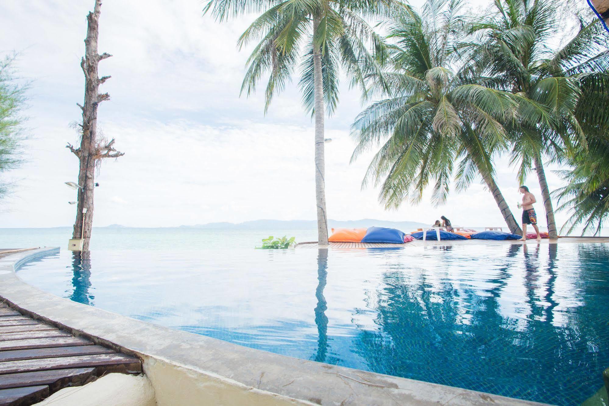 B52 Beach Resort Ko Pha Ngan Exterior photo